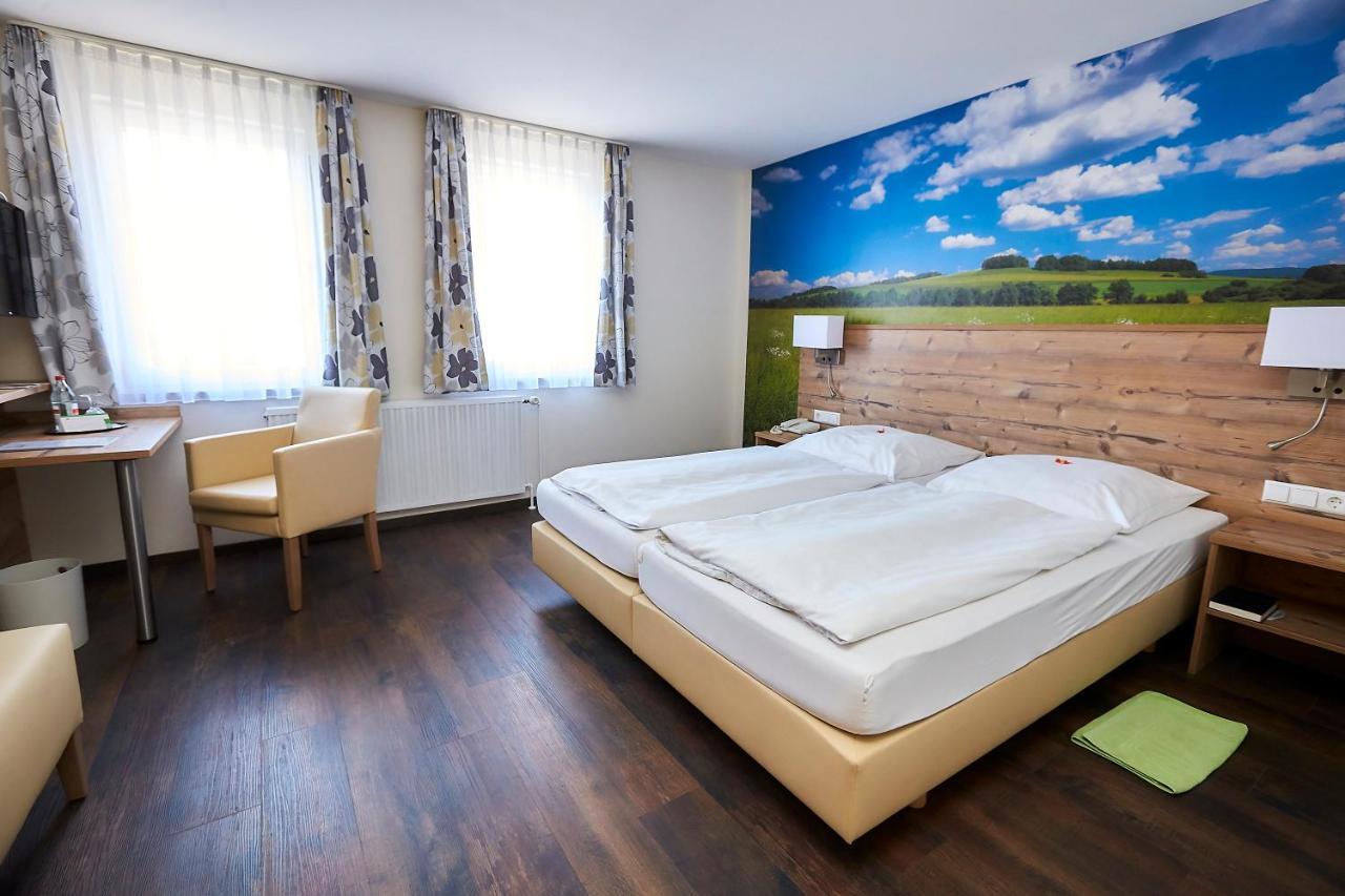Hotel Roessle Trochtelfingen Exterior photo